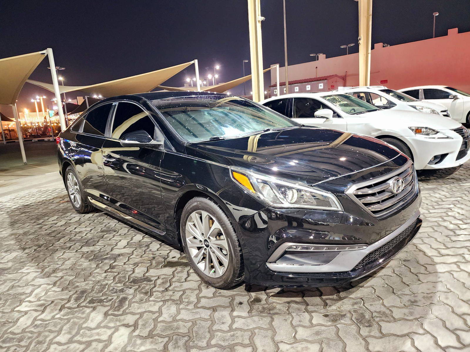 2016 HYUNDAI SONATA — 141542 Miles — Lot 4AFXGH316610 — Souq - Marhaba Auctions Used Cars - Image 3