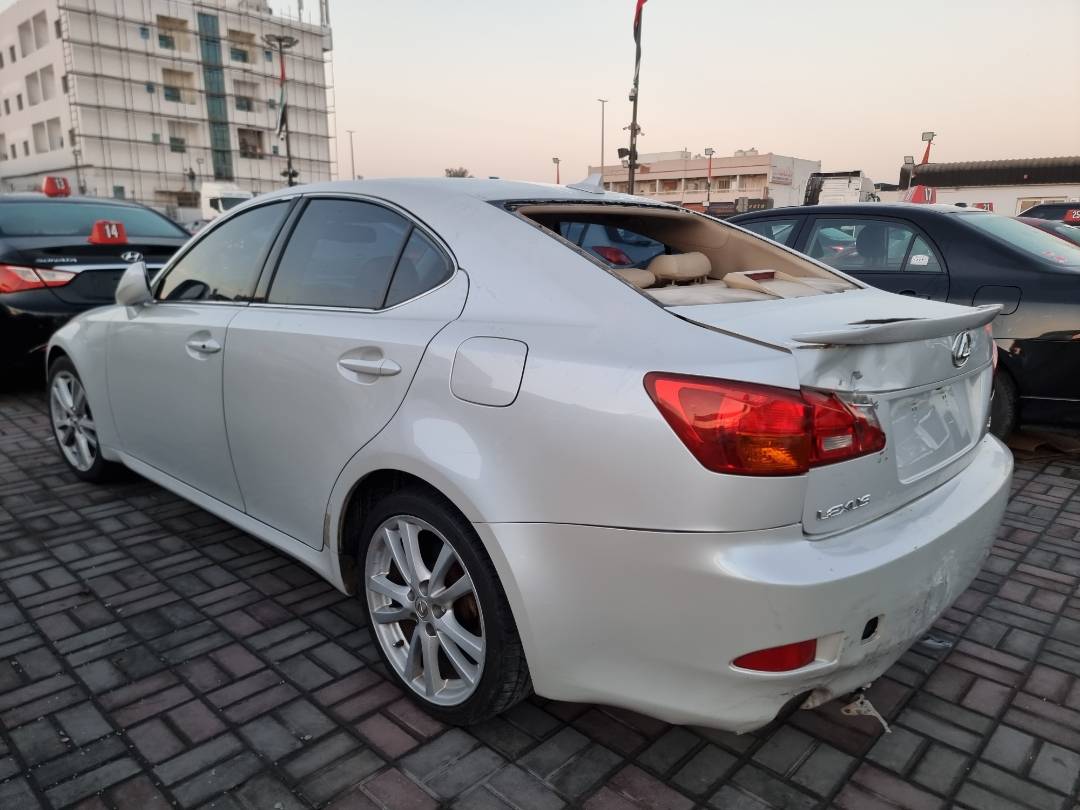 2007 LEXUS IS 250 — 256627 Miles — Lot 215478 — Ind. 12 - Marhaba Auctions Used Cars - Image 5