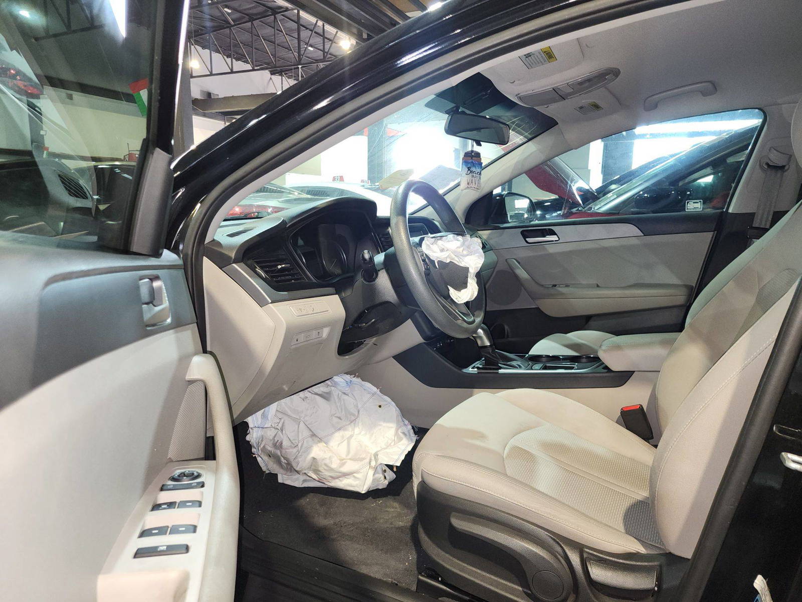 2018 HYUNDAI SONATA — 99696 Miles — Lot FXJH617646 — Main - Marhaba Auctions Used Cars - Image 9