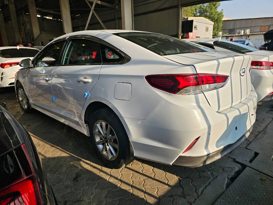 2018 HYUNDAI SONATA — 55041 KM — Lot JA468942 — Main - Marhaba Auctions Used Cars - Image 5