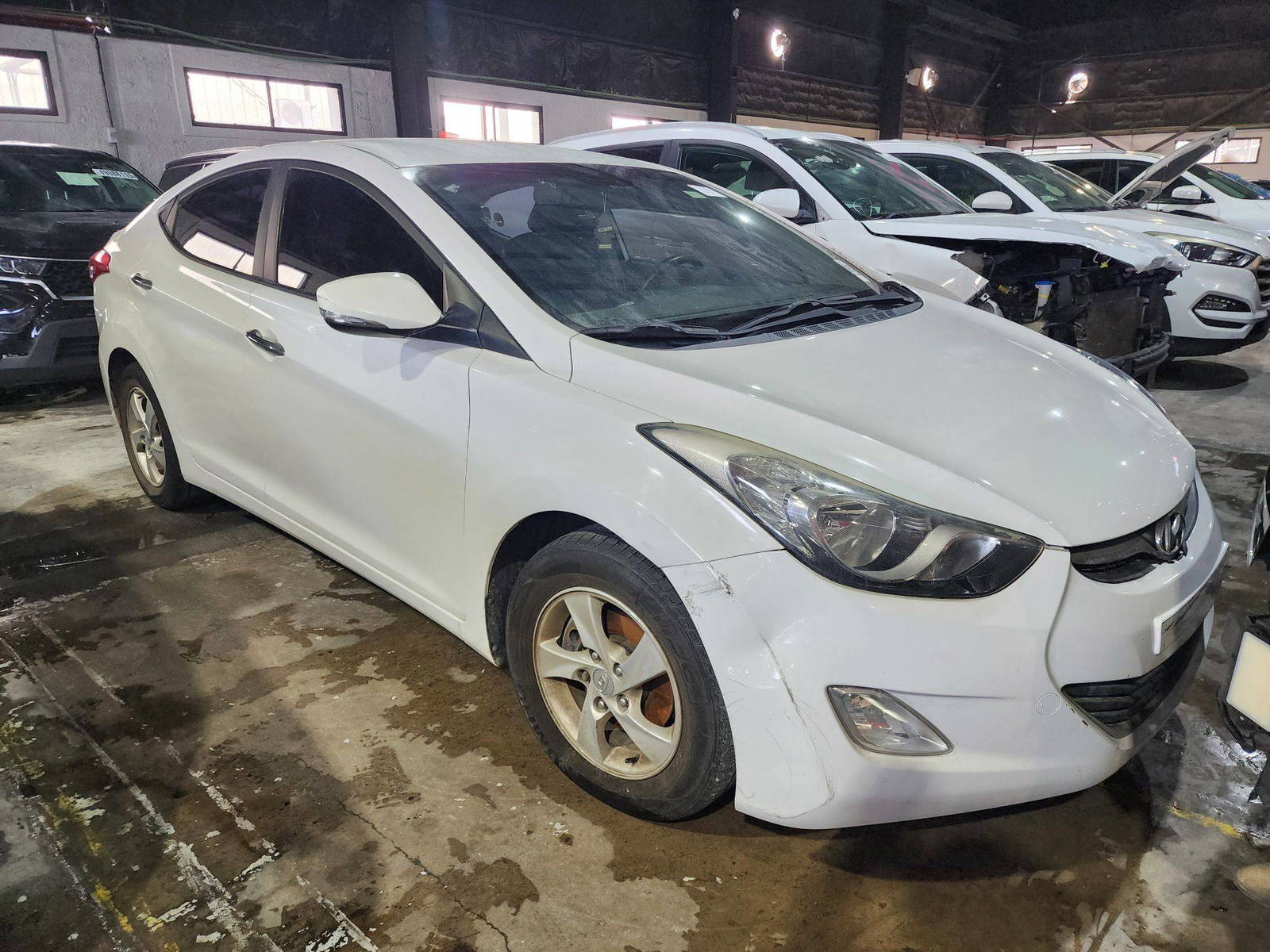2011 HYUNDAI AVANTE — 155840 KM — Lot 125478 — Main - Marhaba Auctions Used Cars - Image 6