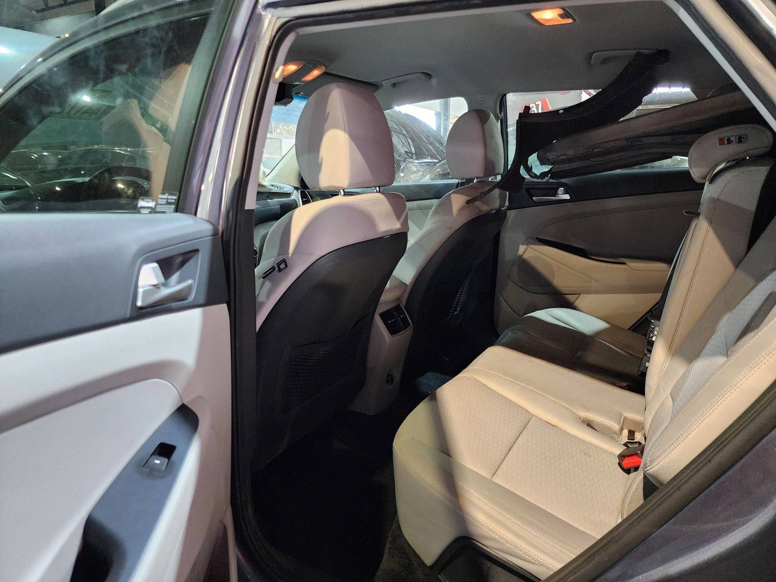 2019 HYUNDAI TUCSON — 76720 Miles — Lot 972227 — Souq - Marhaba Auctions Used Cars - Image 5