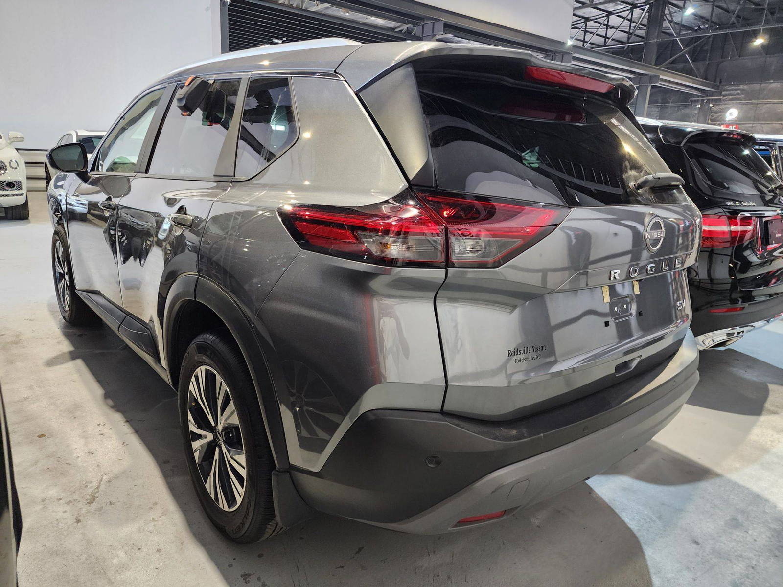 2023 NISSAN ROGUE — 4398 Miles — Lot 89079 — Ind. 12 - Marhaba Auctions Used Cars - Image 3