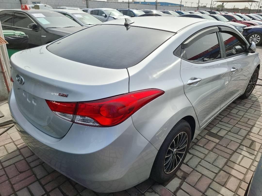 2014 HYUNDAI AVANTE — 171296 KM — Lot 917843 — Ind. 12 - Marhaba Auctions Used Cars - Image 4