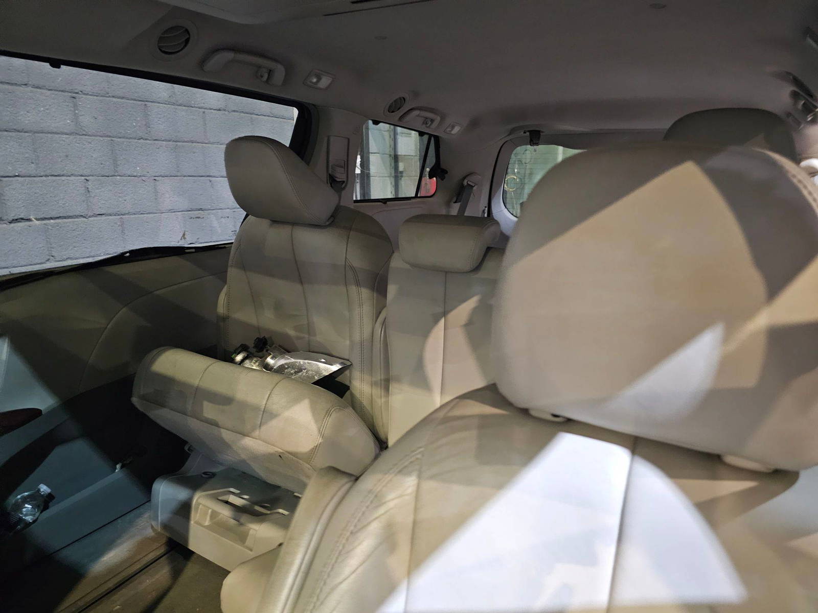 TOYOTA SIENNA 2013 - Marhaba Auction Used Cars - Image 8