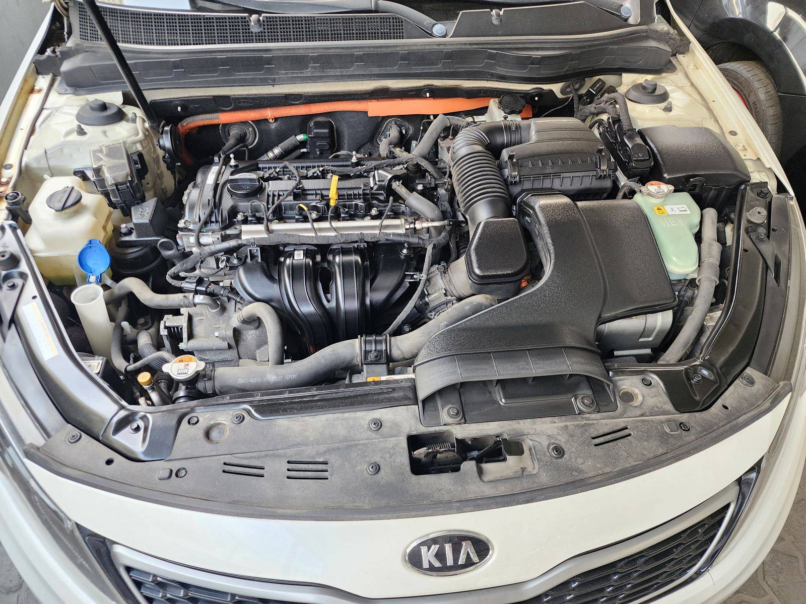2013 KIA K5 — 261310 KM — Lot 015966 — Al Quoz - Marhaba Auctions Used Cars - Image 12