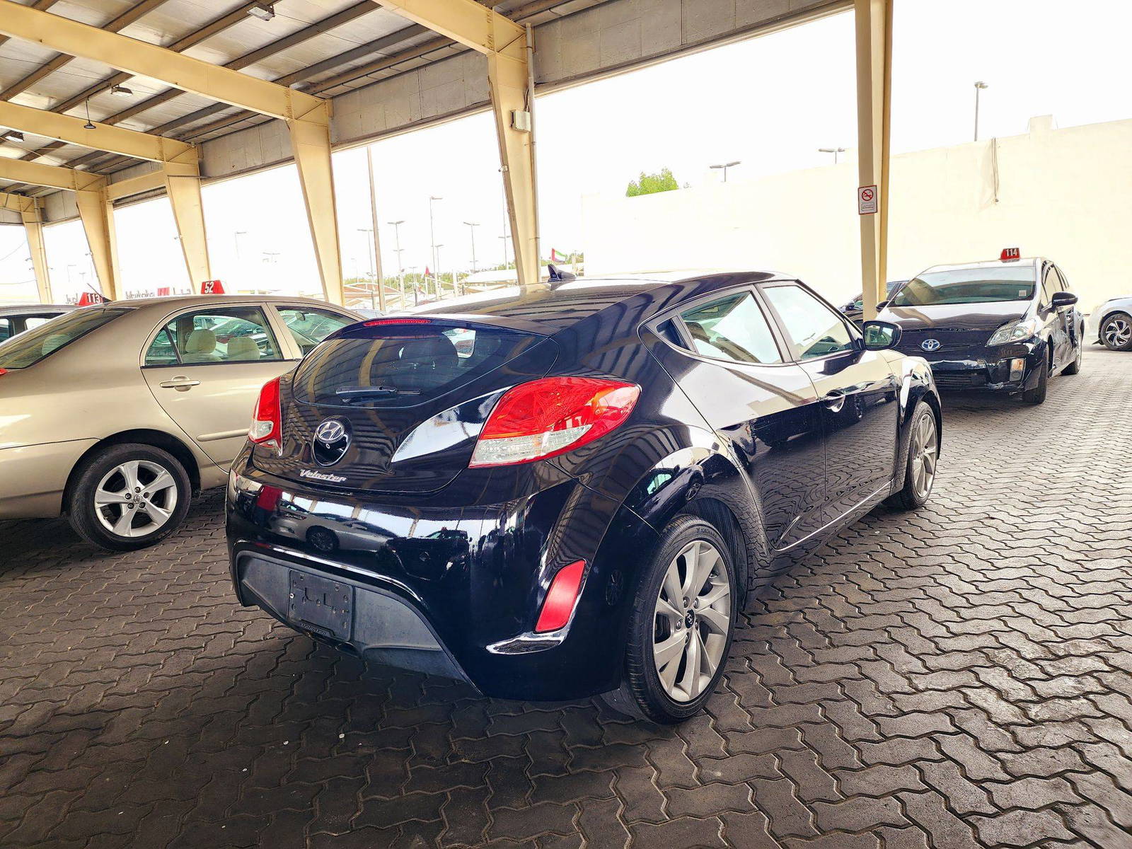 2016 HYUNDAI VELOSTER — 120036 KM — Lot 9GU260825 — Souq - Marhaba Auctions Used Cars - Image 3