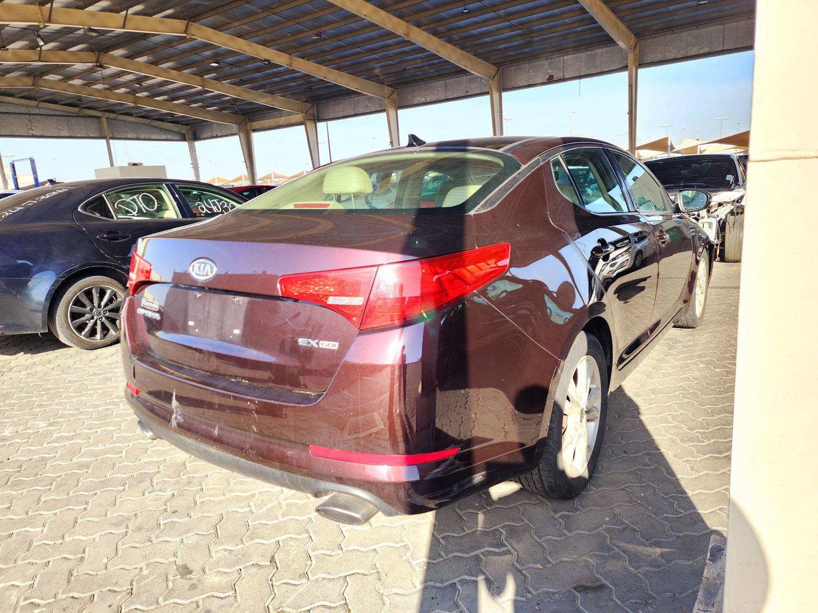 2011 KIA OPTIMA — 198413 Miles — Lot 88247455 — Souq - Marhaba Auctions Used Cars - Image 3