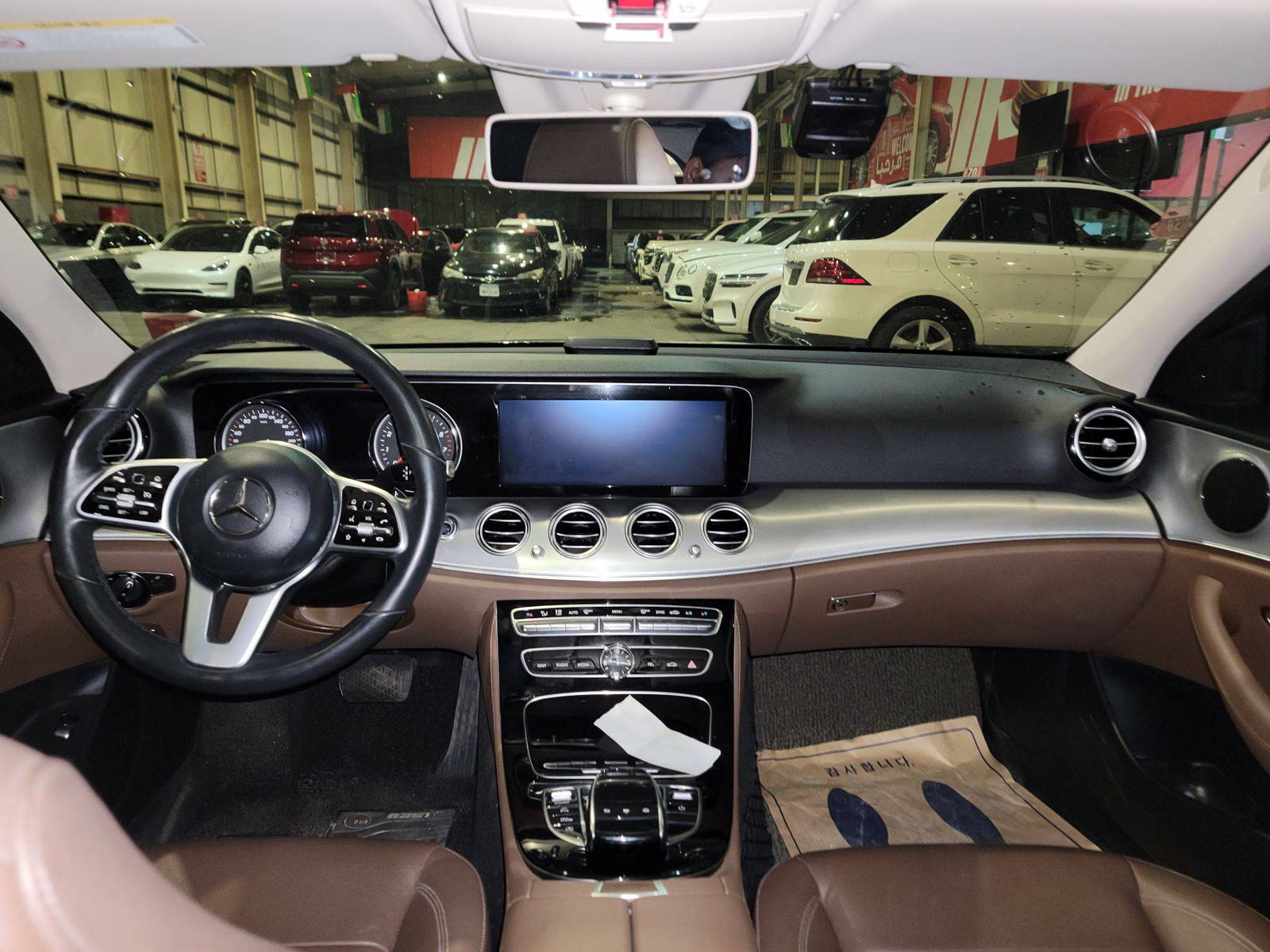 MERCEDES BENZ E-300 2019 - Marhaba Auction Used Cars - Image 8