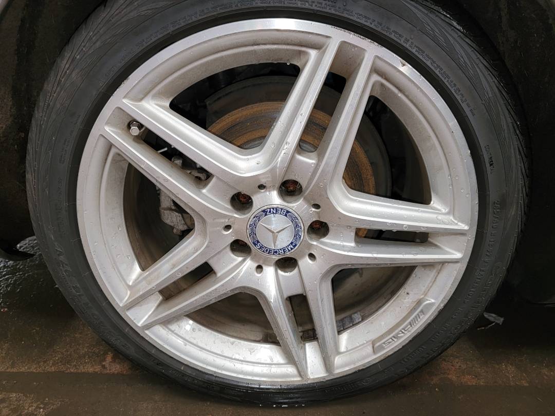 2011 MERCEDES BENZ E 350 — 90583 Miles — Lot 466776 - Marhaba Auctions Used Cars - Image 4