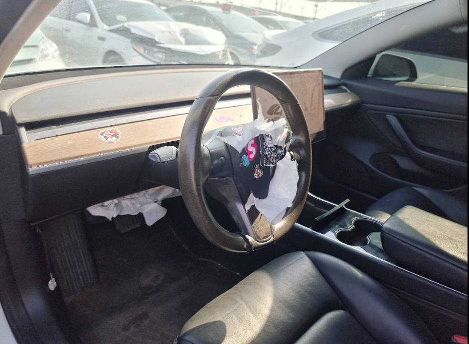 TESLA MODEL 3 2019 - Marhaba Auction Used Cars - Image 6