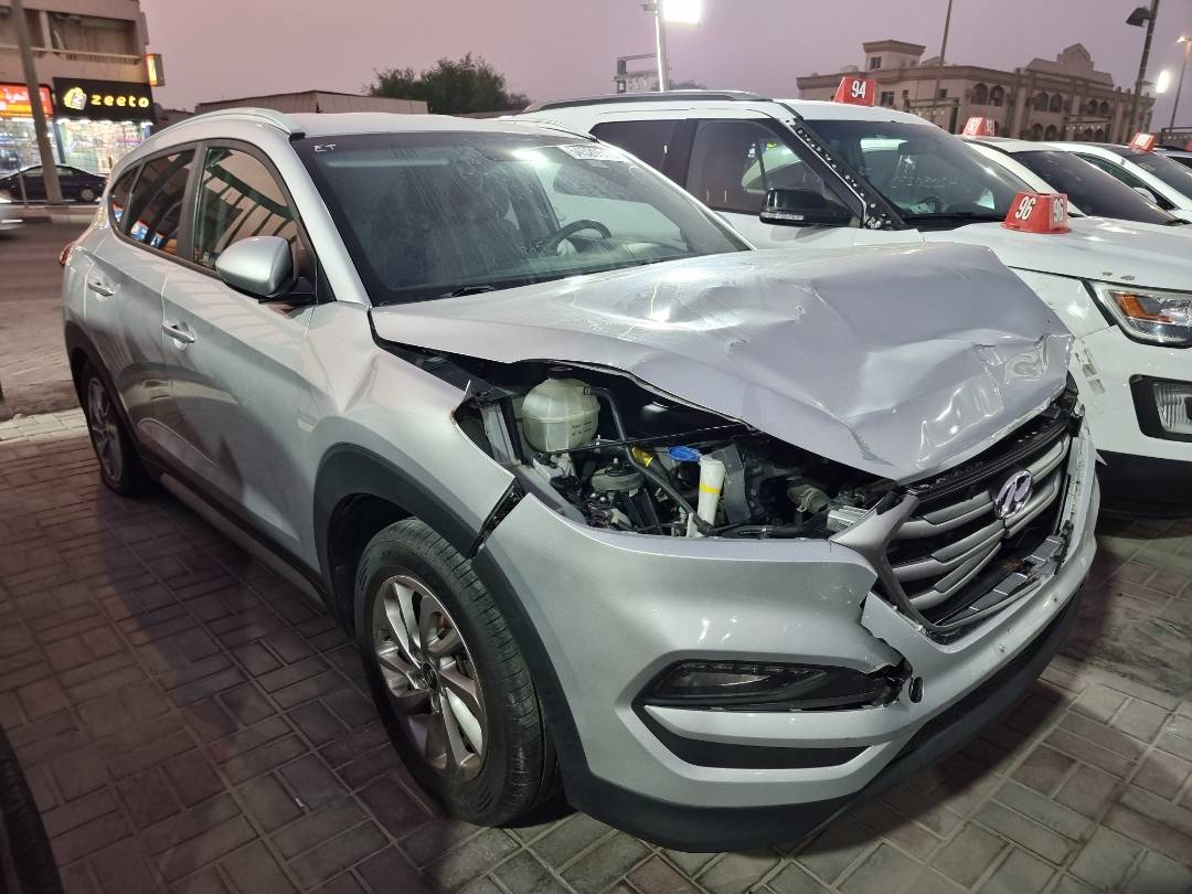 2018 HYUNDAI TUCSON — 114506 Miles — Lot 754134 — Ind. 12 - Marhaba Auctions Used Cars - Image 4