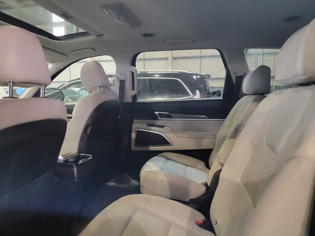 2020 KIA TELLURIDE — 75147 Miles — Lot 035530 — Souq - Marhaba Auctions Used Cars - Image 7