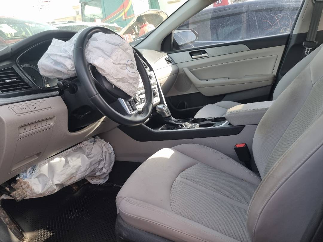 2018 HYUNDAI SONATA — 116091 Miles — Lot 677287 — Souq - Marhaba Auctions Used Cars - Image 9