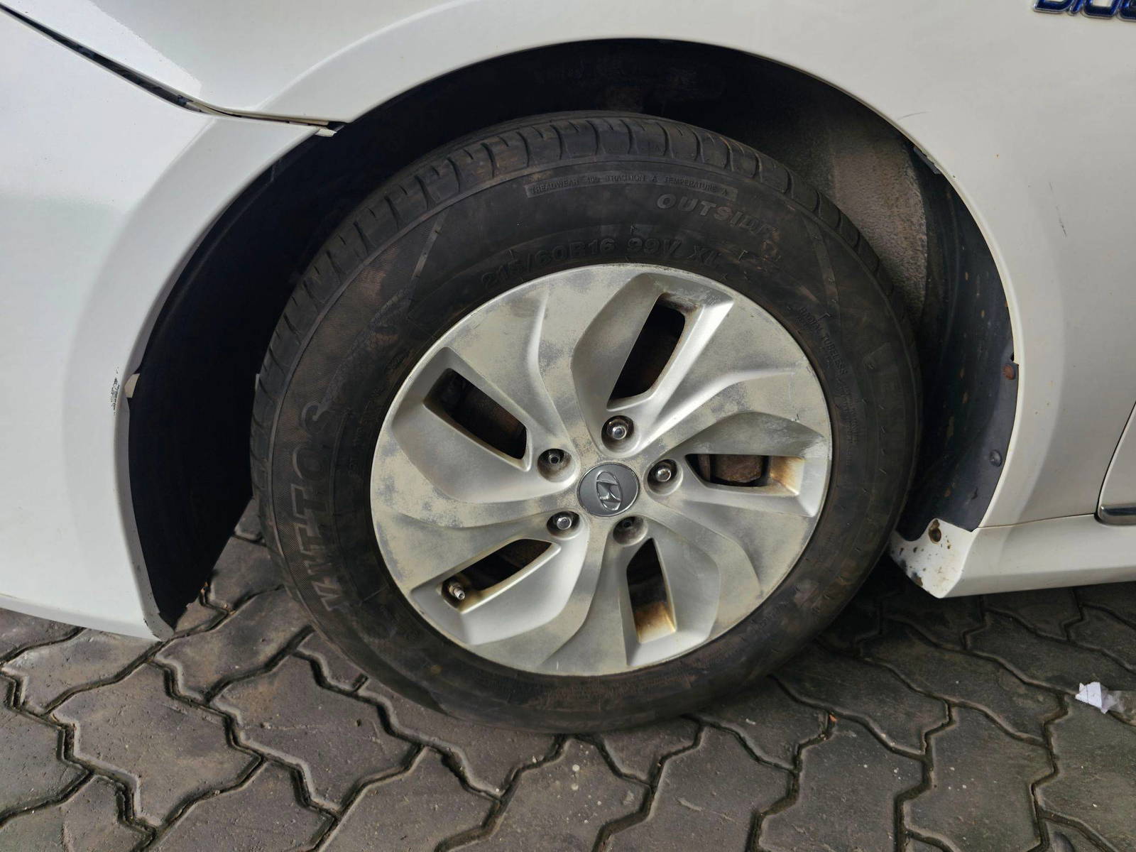 HYUNDAI SONATA 2013 - Marhaba Auction Used Cars - Image 10