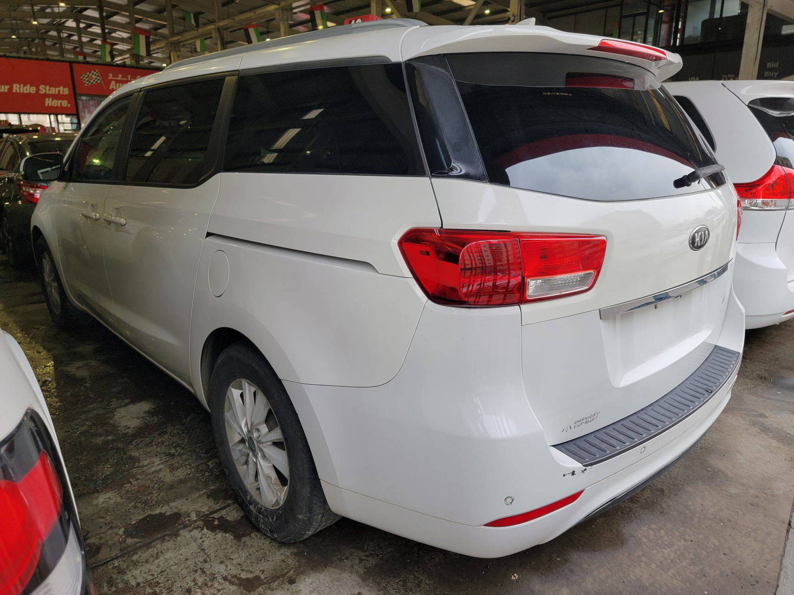 2016 KIA SEDONA — 197598 Miles — Lot 5021095 — Main - Marhaba Auctions Used Cars - Image 6