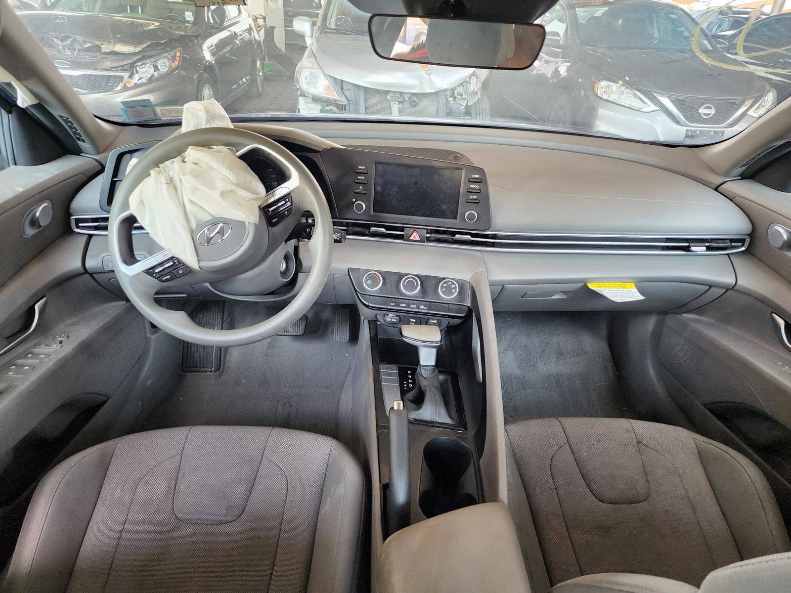 2022 HYUNDAI ELANTRA — 17670 Miles — Lot 61545294 — Souq - Marhaba Auctions Used Cars - Image 7