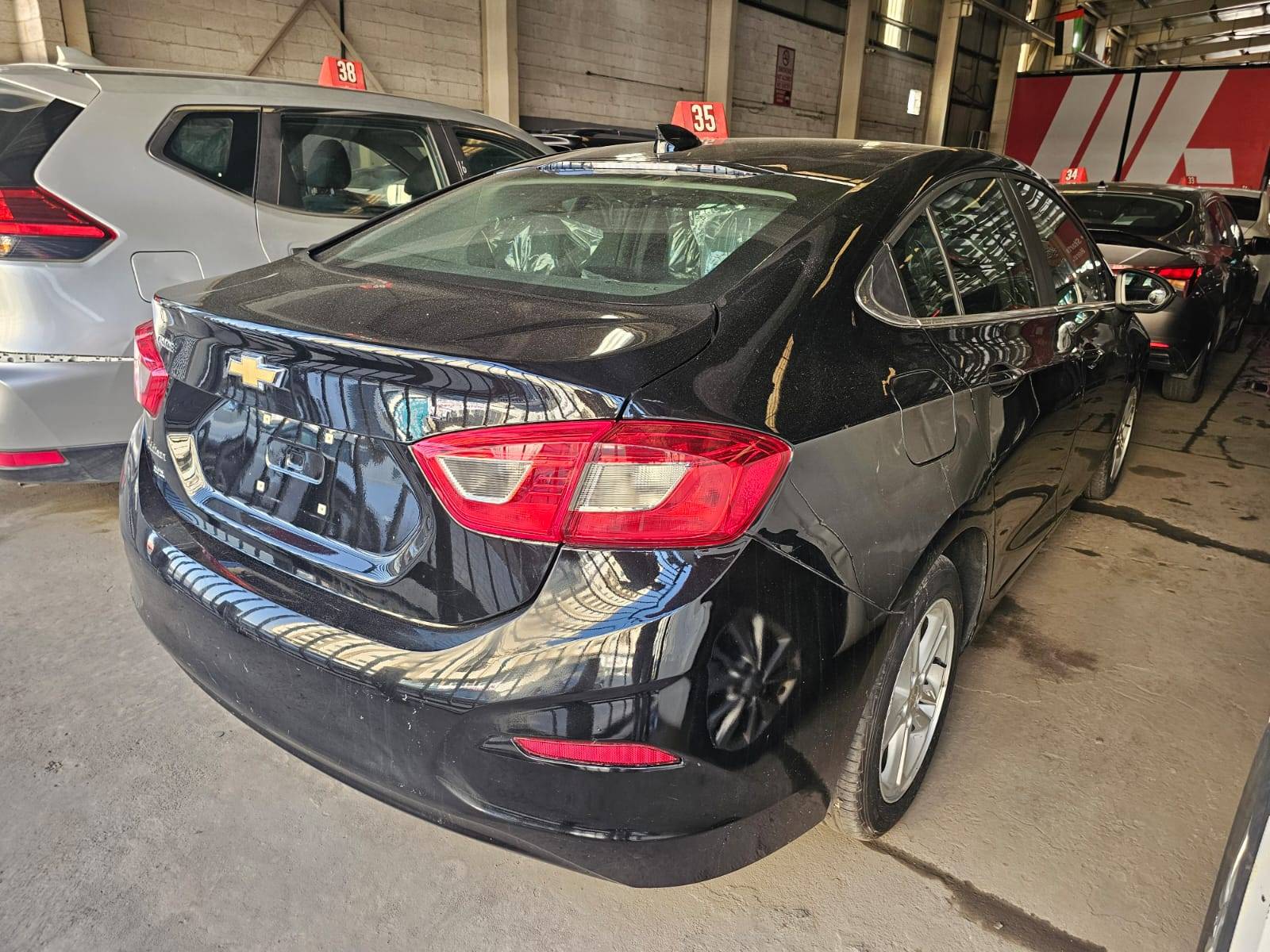2018 CHEVROLET CRUZE LT — 48575 KM — Lot J7188513 — Main - Marhaba Auctions Used Cars - Image 5