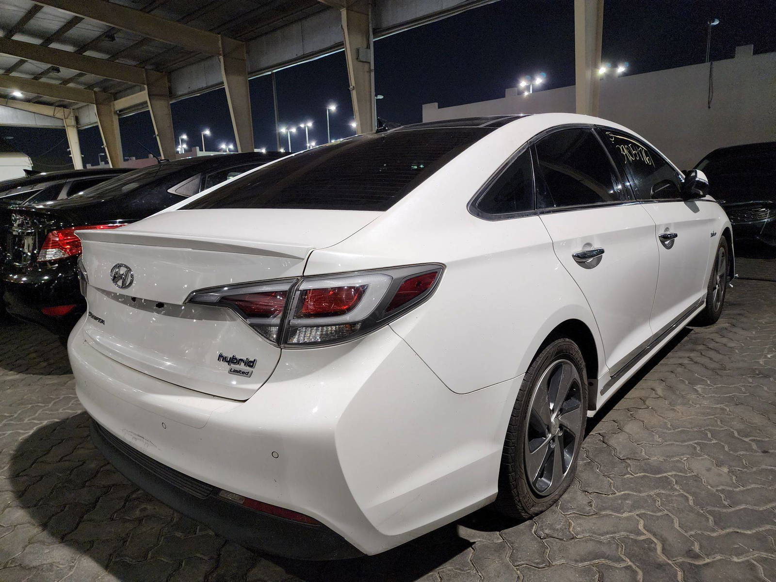 2017 HYUNDAI SONATA — 140958 Miles — Lot 39054761 — Souq - Marhaba Auctions Used Cars - Image 3