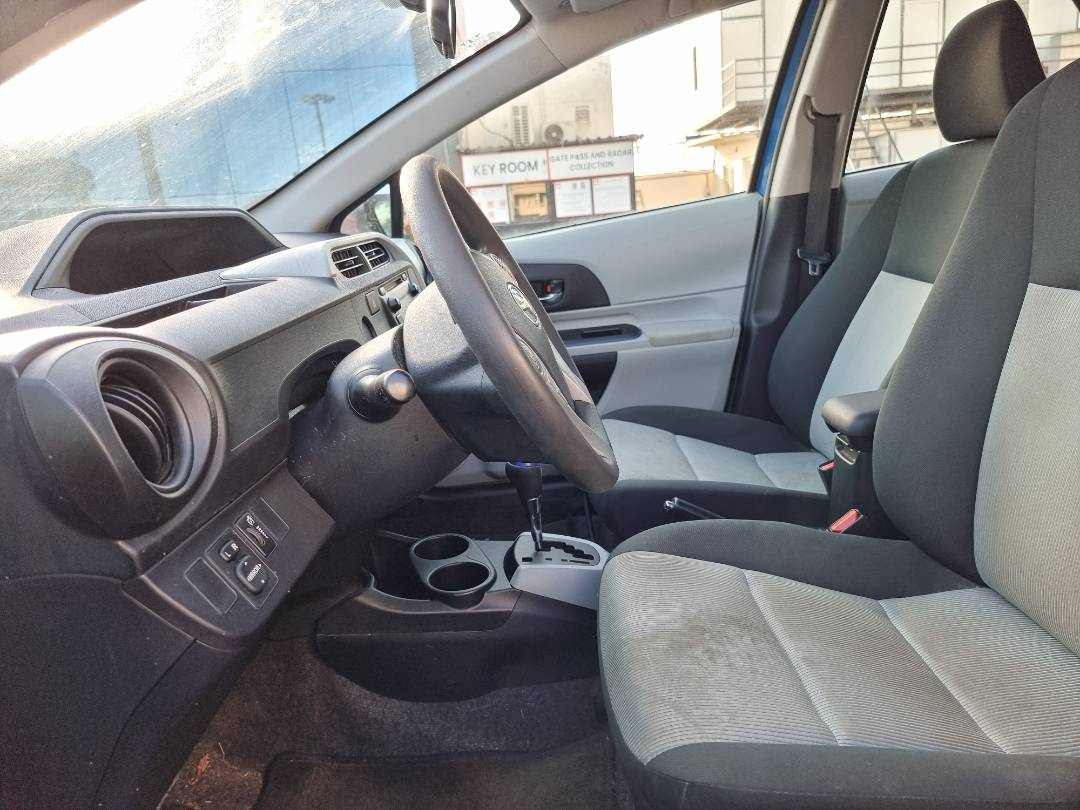 2012 TOYOTA PRIUS C — 166767 Miles — Lot 215487 — Ind. 12 - Marhaba Auctions Used Cars - Image 8