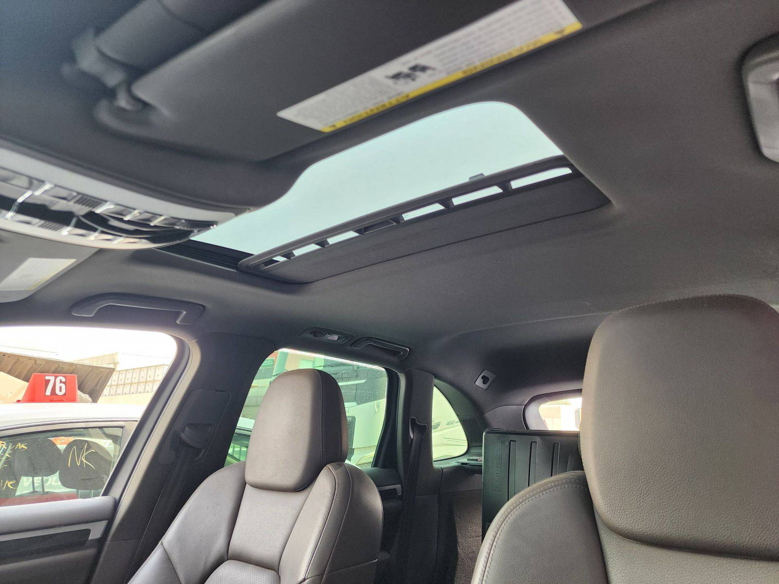 PORSCHE Cayenne 2016 - Marhaba Auction Used Cars - Image 11