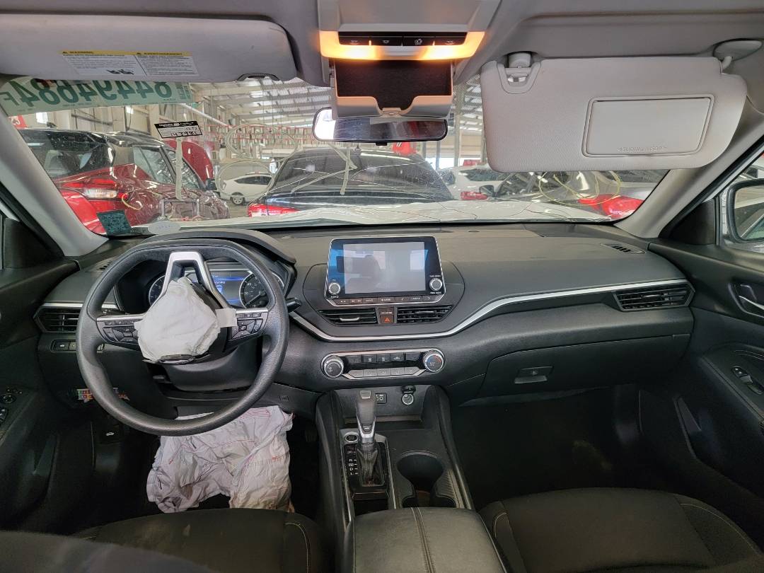 2019 NISSAN ALTIMA — 143981 Miles — Lot C237821 — Main - Marhaba Auctions Used Cars - Image 8