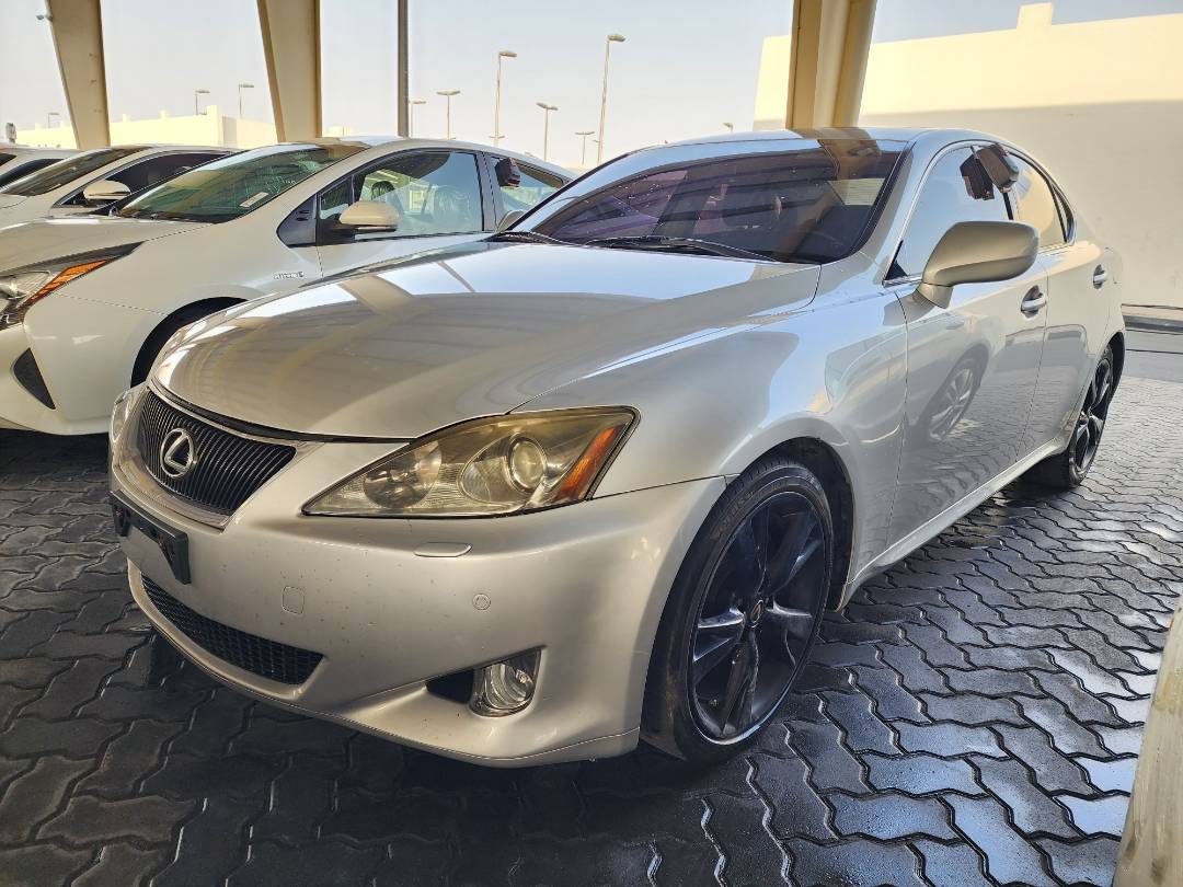 2006 LEXUS IS 250 — 198373 KM — Lot 7967 — Main - Marhaba Auctions Used Cars - Image 3