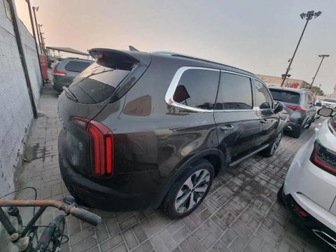 KIA TELLURIDE