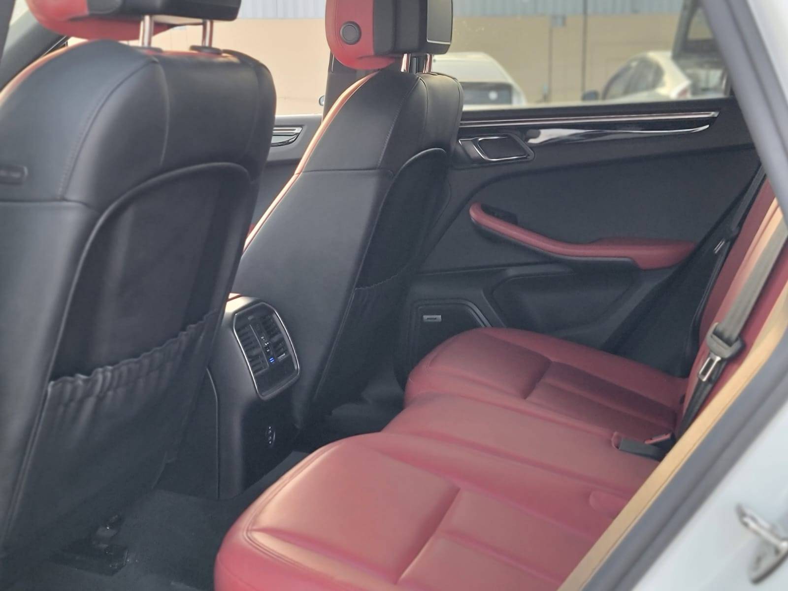 PORSCHE MACAN 2021 - Marhaba Auction Used Cars - Image 8