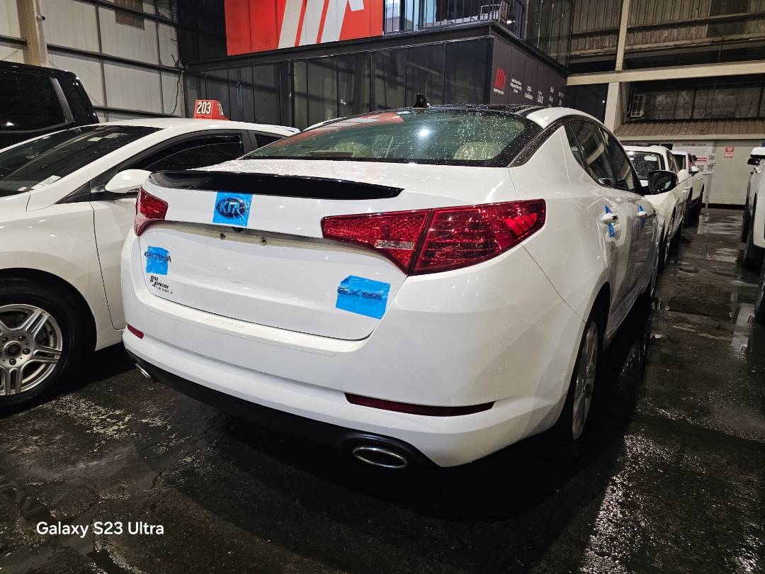 2013 KIA OPTIMA — 93333 Miles — Lot DG159675 — Main - Marhaba Auctions Used Cars - Image 3