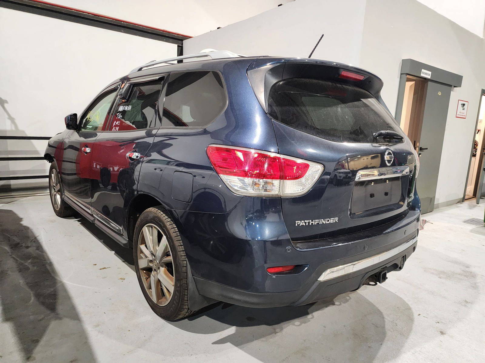 2014 NISSAN PATHFINDER — 192130 Miles — Lot 40507861 — Al Quoz - Marhaba Auctions Used Cars - Image 3