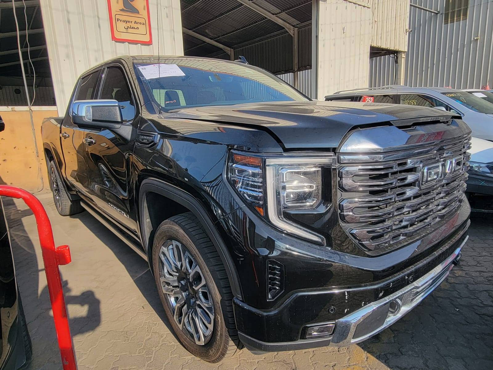 GMC SIERRA 2023 - Marhaba Auction Used Cars - Image 4