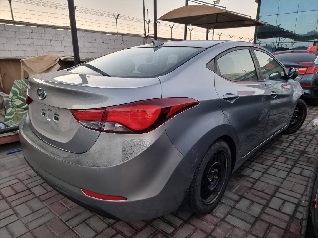 2015 HYUNDAI ELANTRA — 211417 KM — Lot 72318604 — Ind. 12 - Marhaba Auctions Used Cars - Image 3
