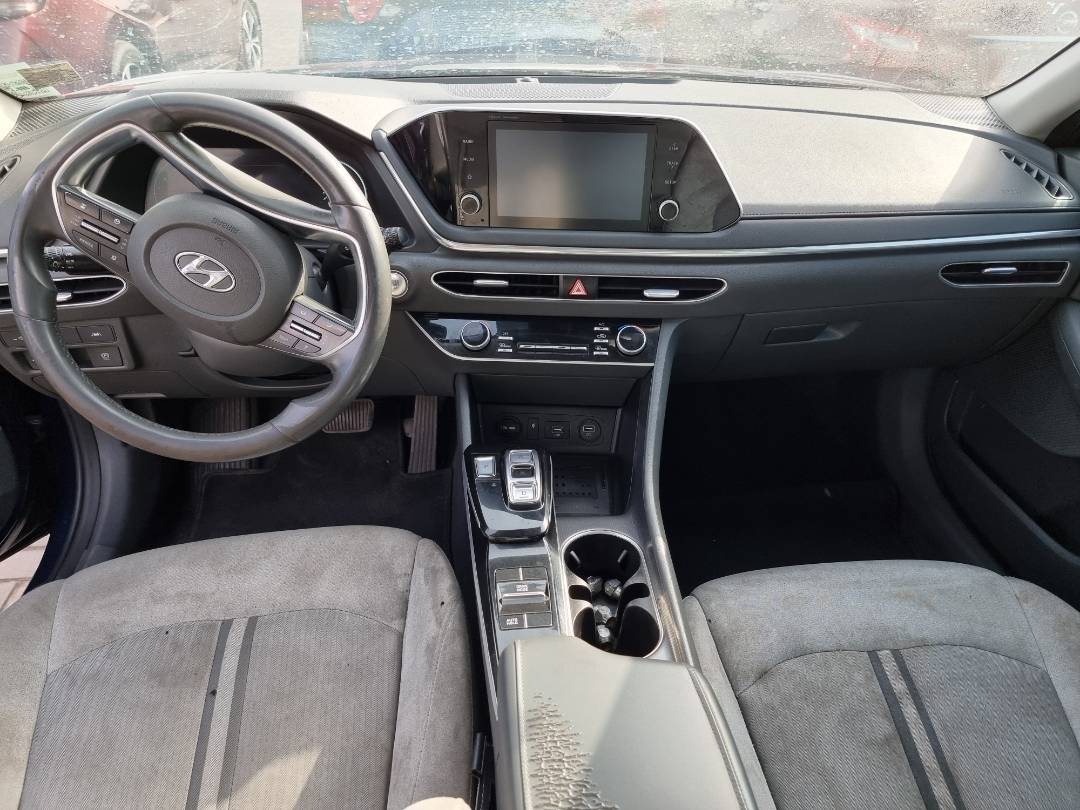 2020 HYUNDAI SONATA — 117517 Miles — Lot H000640 — Souq - Marhaba Auctions Used Cars - Image 8