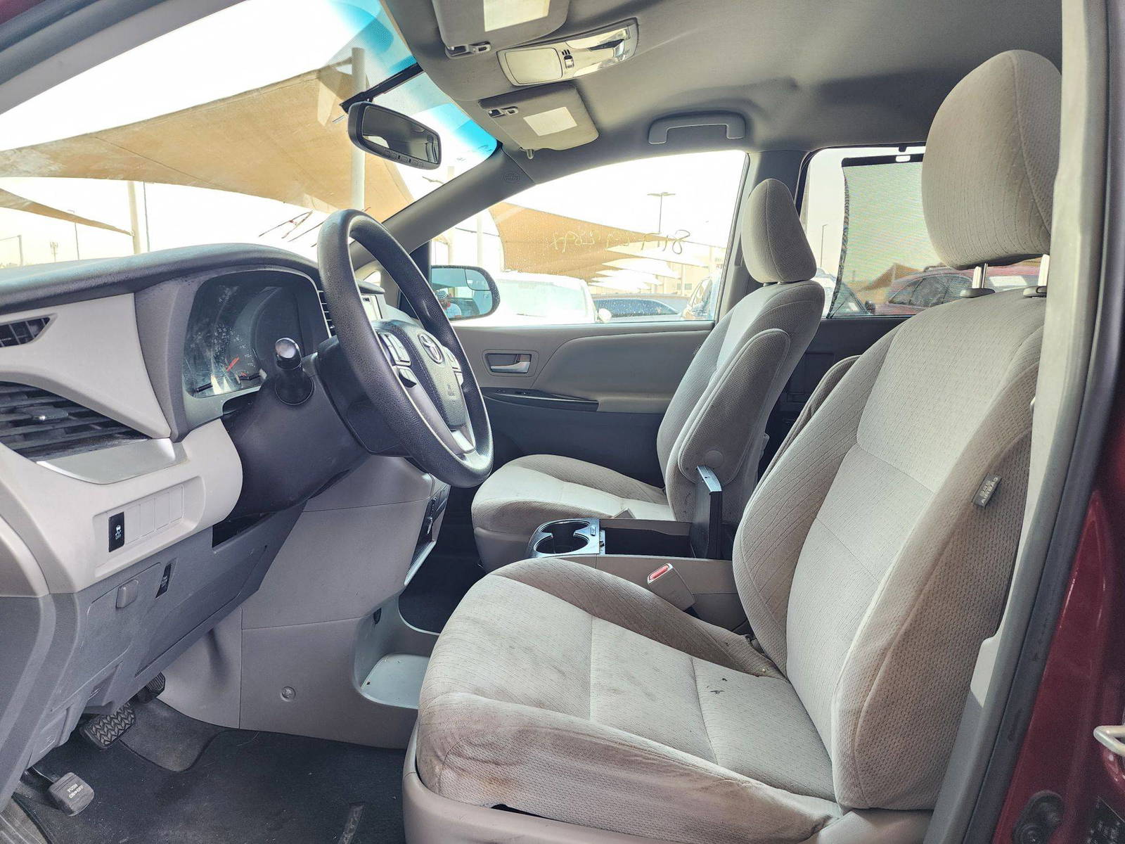 2016 TOYOTA SIENNA — 188719 Miles — Lot 81729284 — Souq - Marhaba Auctions Used Cars - Image 8