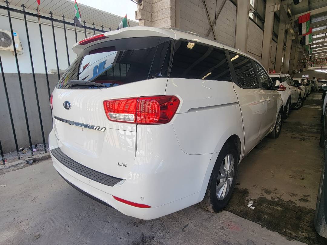 2016 KIA SEDONA — 183197 Miles — Lot 80243244 — Main - Marhaba Auctions Used Cars - Image 3