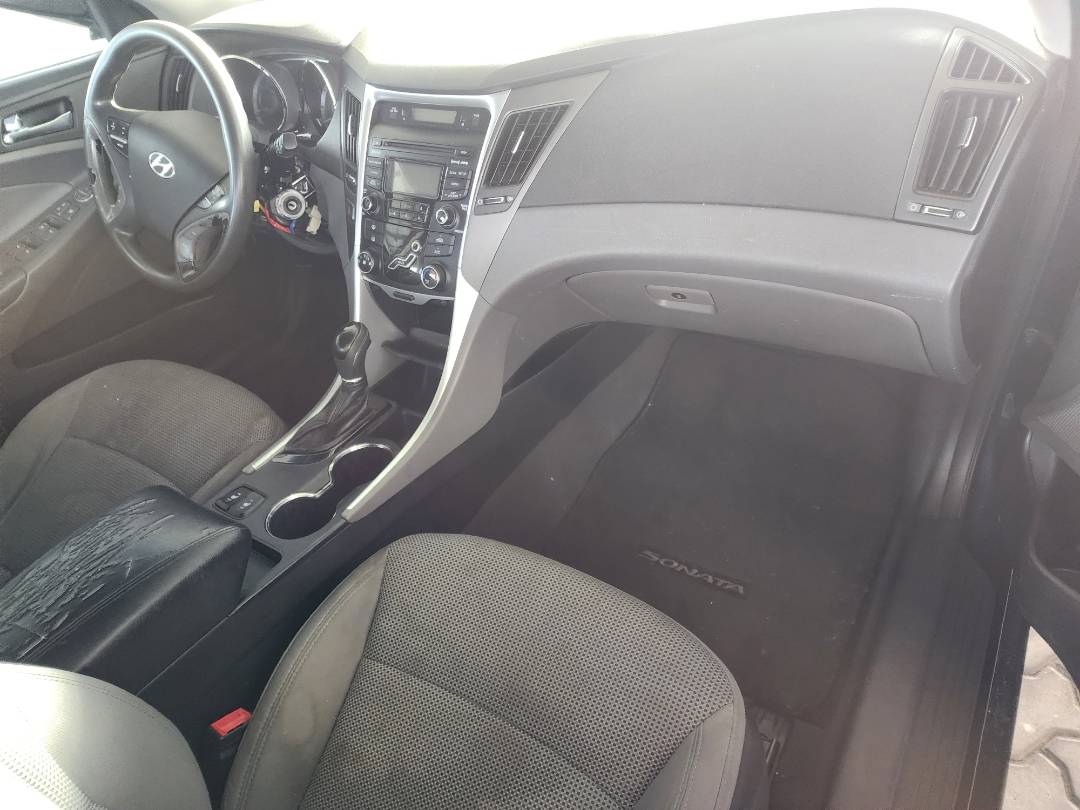 2013 HYUNDAI SONATA — 135040 Miles — Lot 78258103 - Marhaba Auctions Used Cars - Image 4