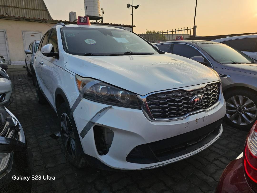 2019 KIA SORENTO — 140991 Miles — Lot 3212357 — Souq - Marhaba Auctions Used Cars - Image 5
