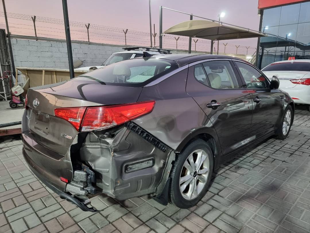 2013 KIA OPTIMA — 350411 KM — Lot 215487 — Ind. 12 - Marhaba Auctions Used Cars - Image 4