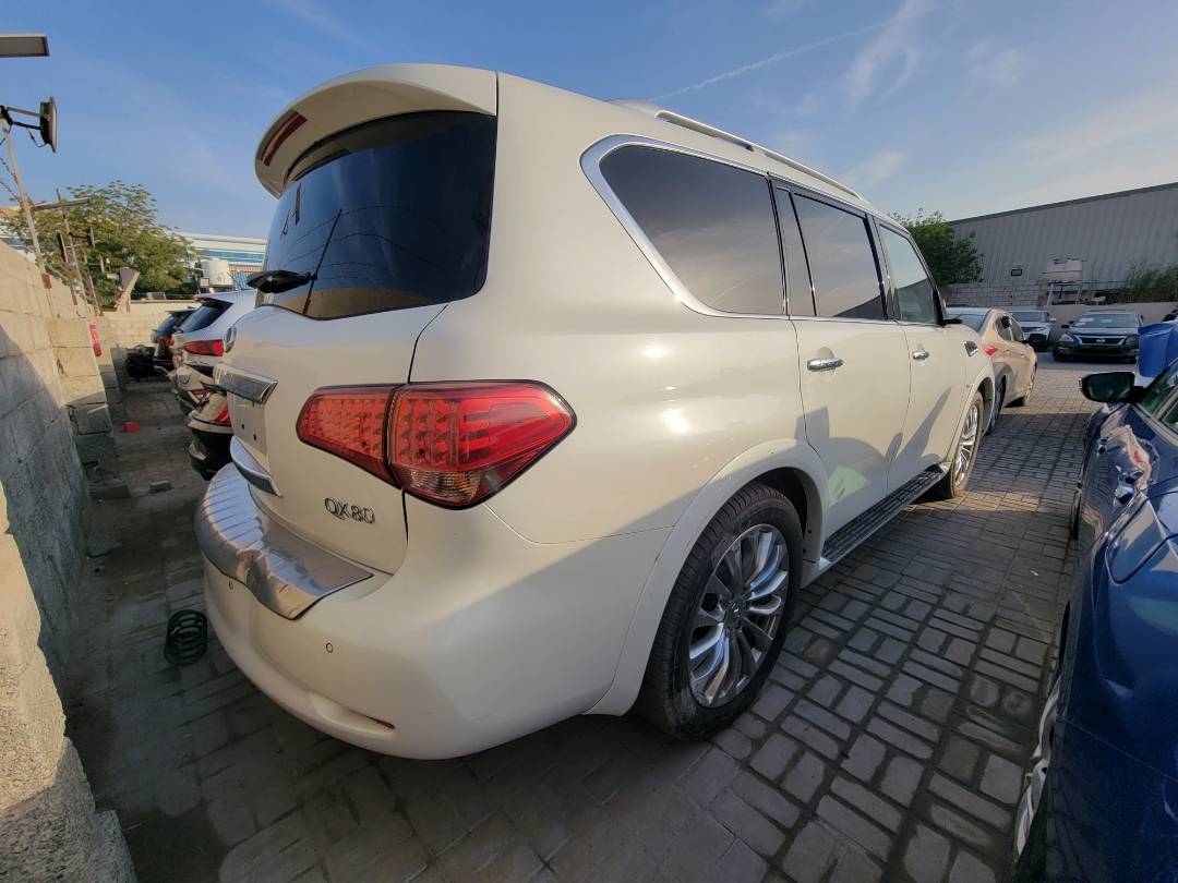 2017 INFINITI QX80 — 179506 Miles — Lot C2H9430889 — Main - Marhaba Auctions Used Cars - Image 4