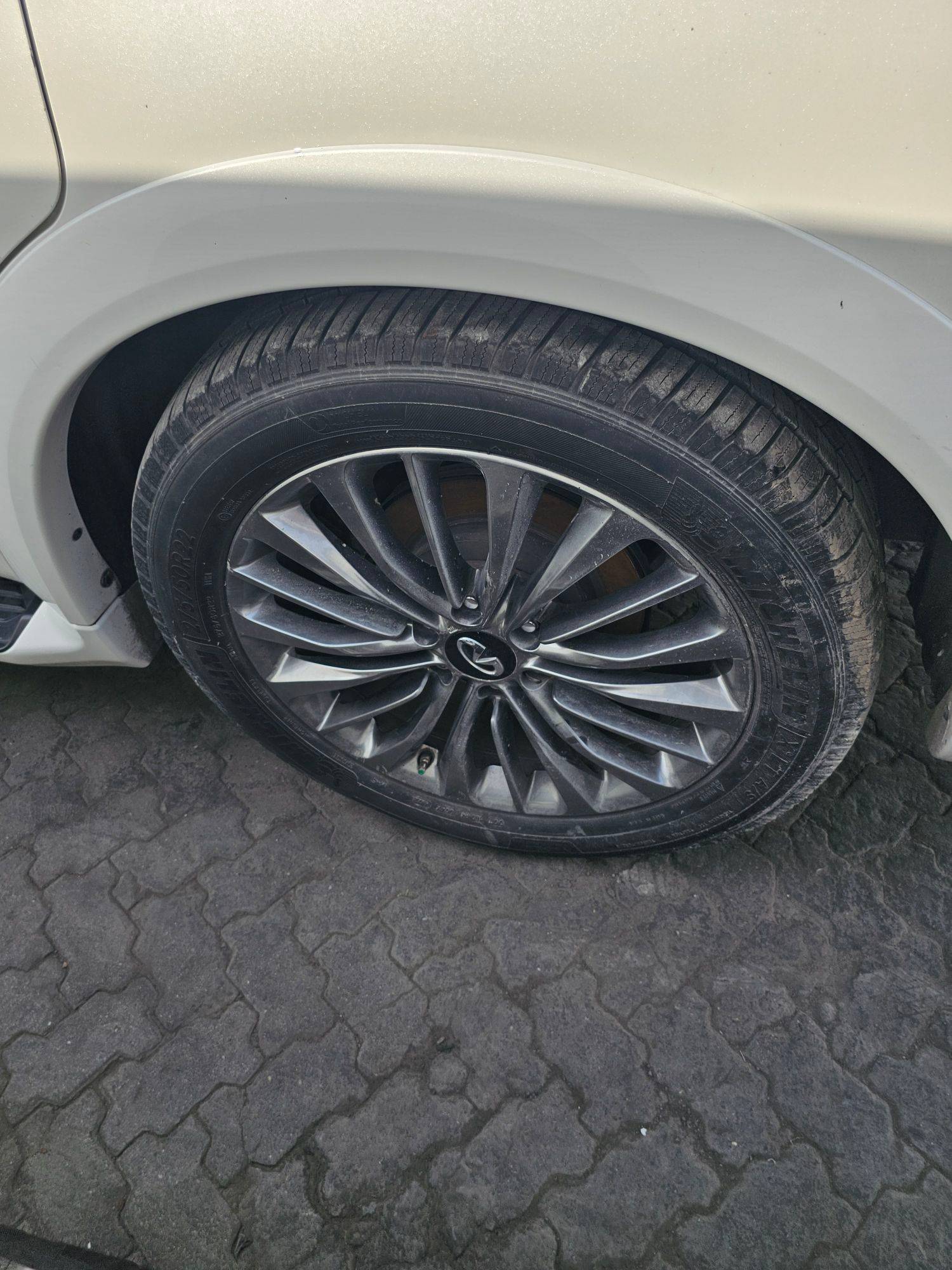 2019 INFINITI QX80 — 88684 Miles — Lot 98278445 - Marhaba Auctions Used Cars - Image 5