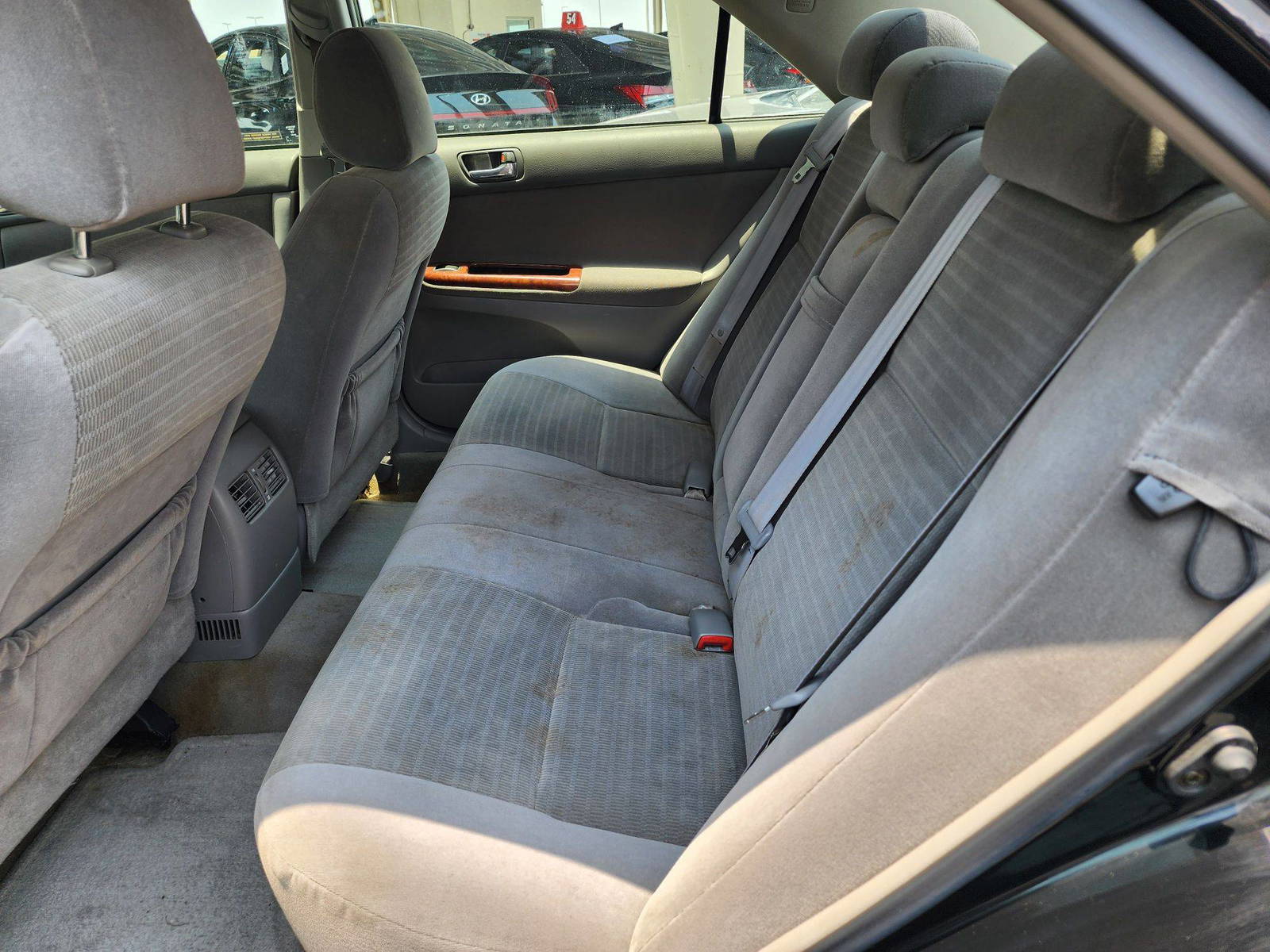 2006 TOYOTA CAMRY — 208844 Miles — Lot 42973 — Souq - Marhaba Auctions Used Cars - Image 6