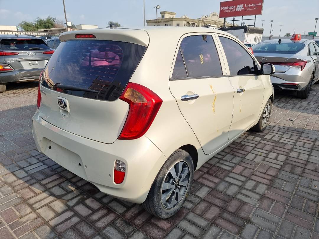 2015 KIA MORNING — 123100 KM — Lot 840520 — Souq - Marhaba Auctions Used Cars - Image 5