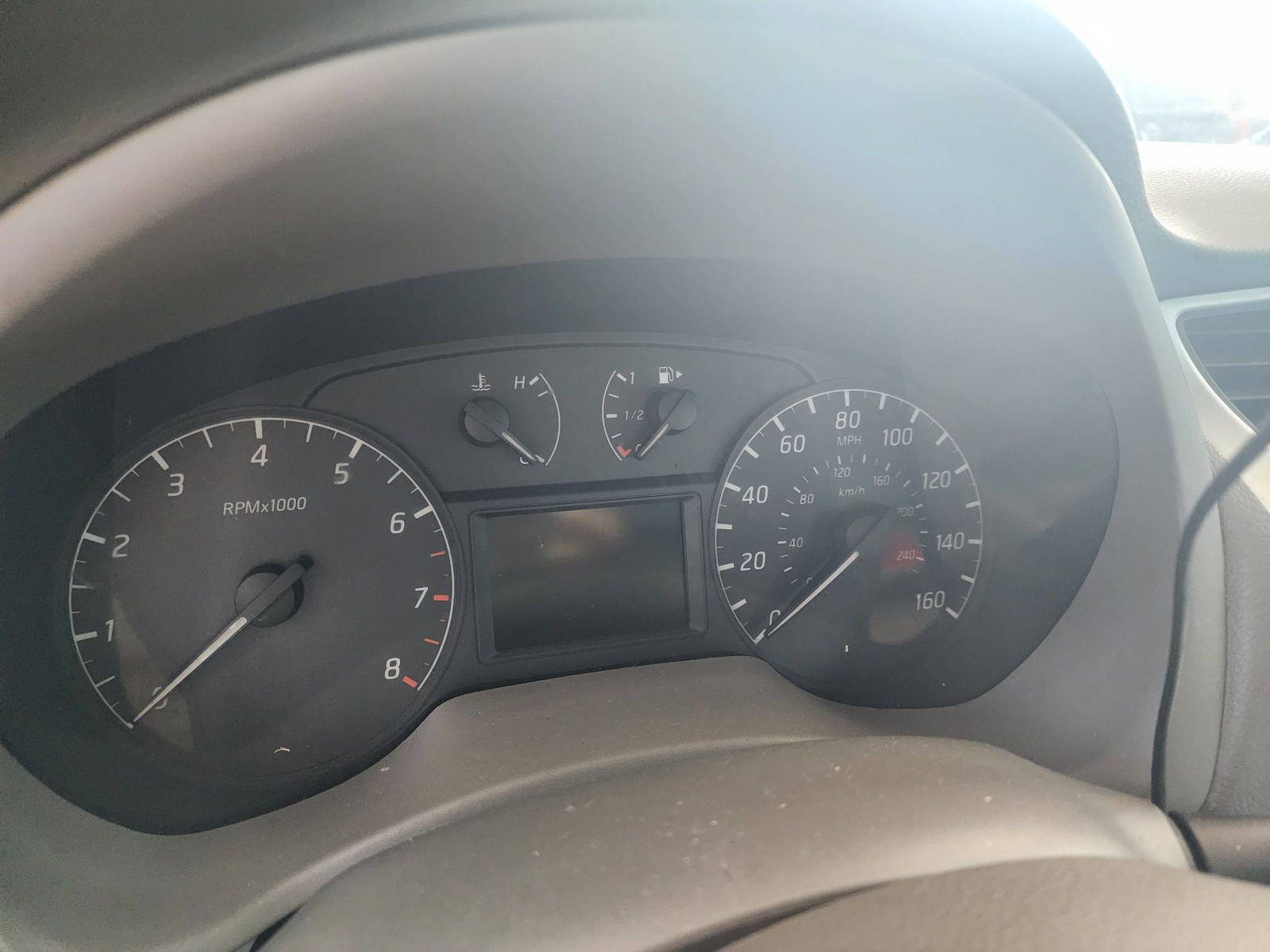 2014 NISSAN SENTRA — 134158 Miles — Lot 63014033 - Marhaba Auctions Used Cars - Image 5
