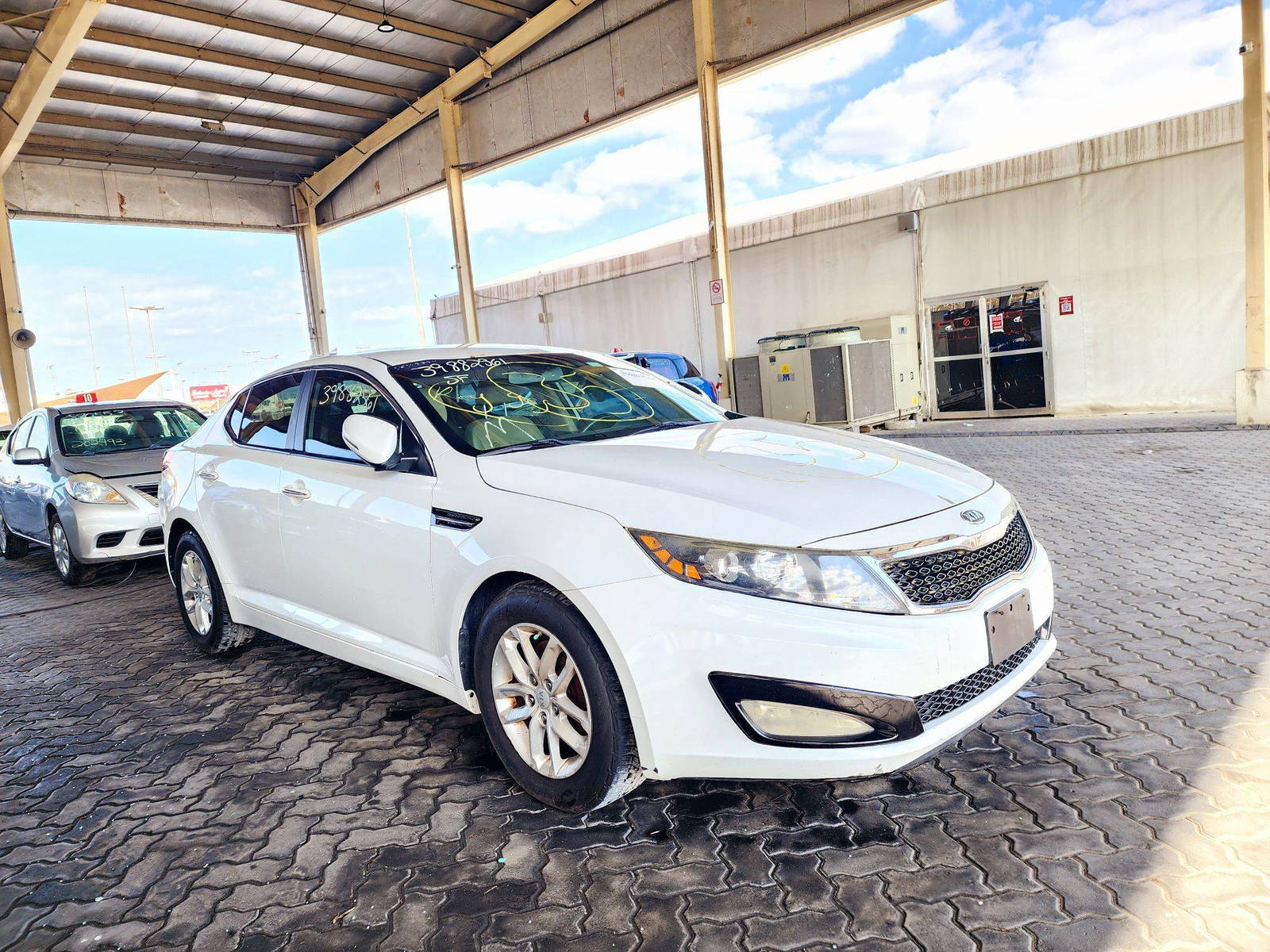 2012 KIA OPTIMA — 169640 Miles — Lot 39882561 — Souq - Marhaba Auctions Used Cars - Image 4