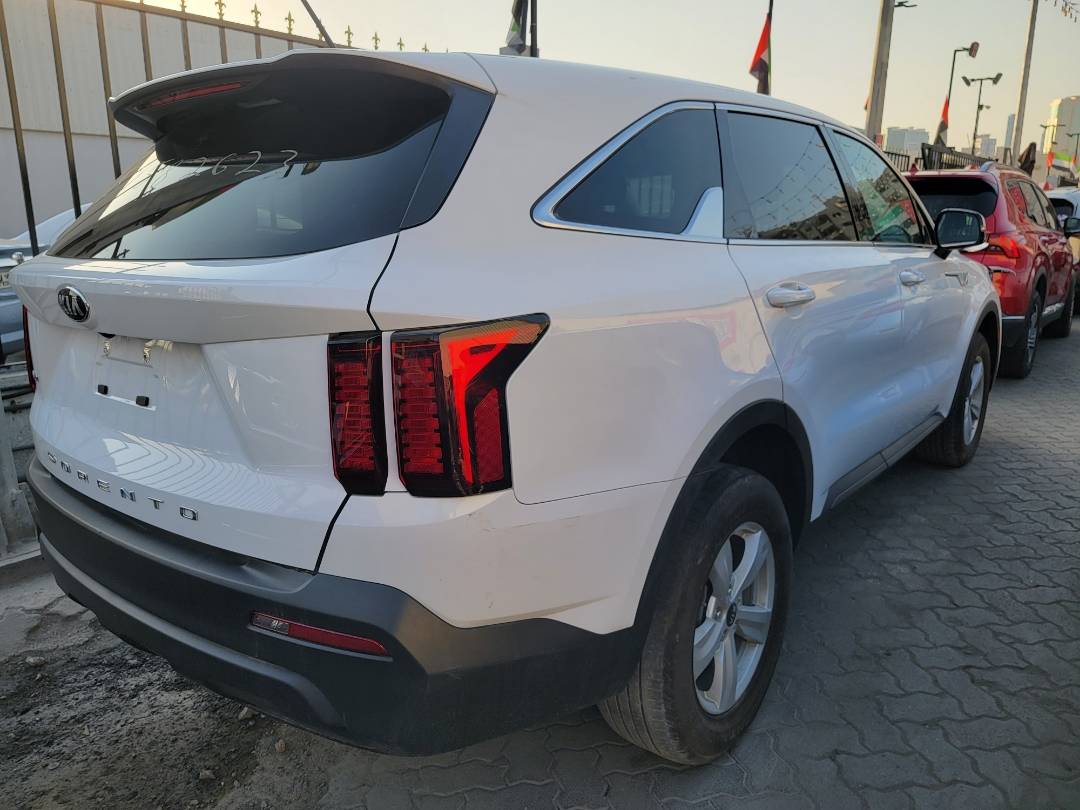 2021 KIA SORENTO — 26496 Miles — Lot G073878 - Marhaba Auctions Used Cars - Image 4