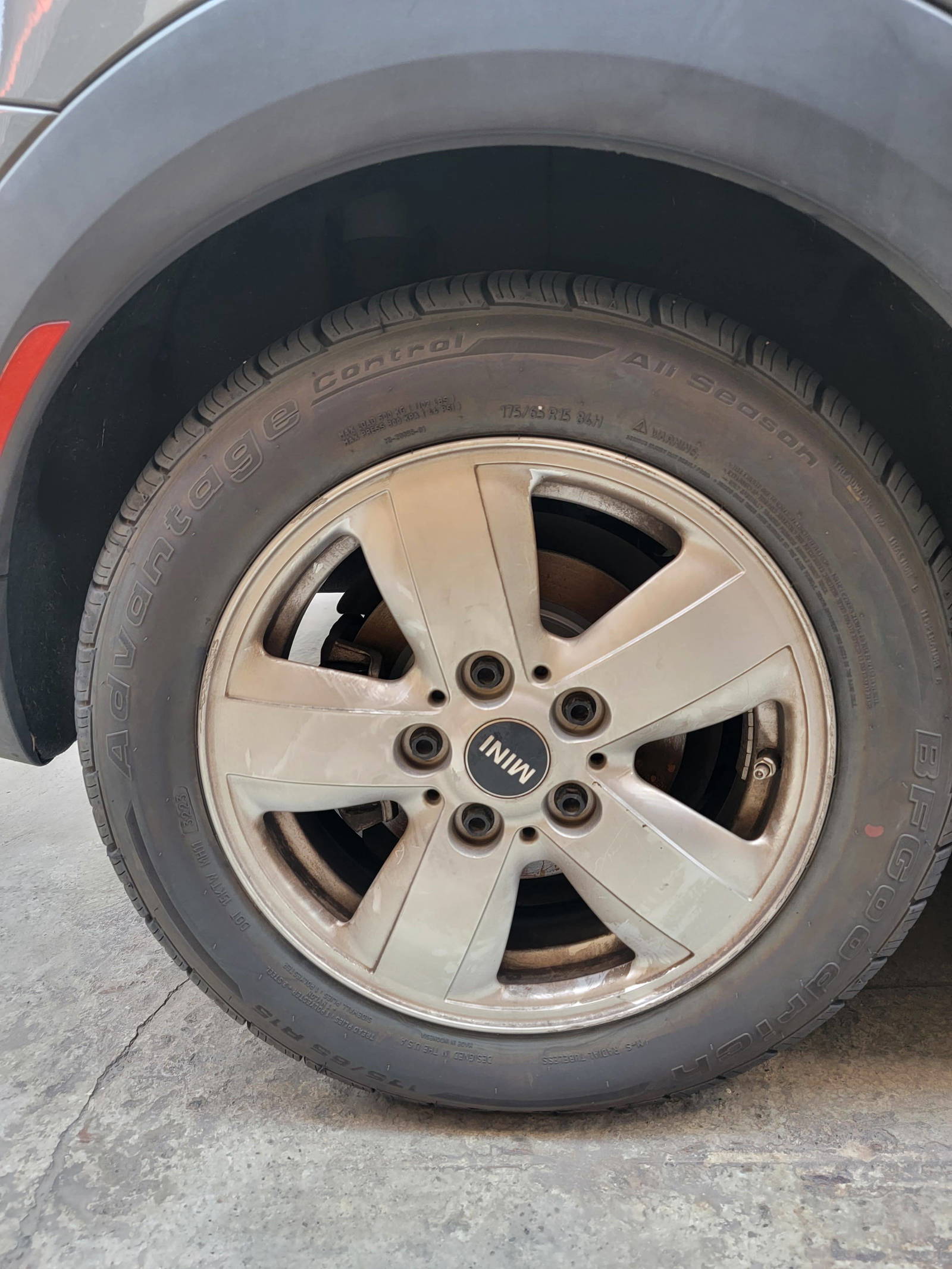 2019 MINI COOPER — 96109 Miles — Lot K3F79672 — Main - Marhaba Auctions Used Cars - Image 9