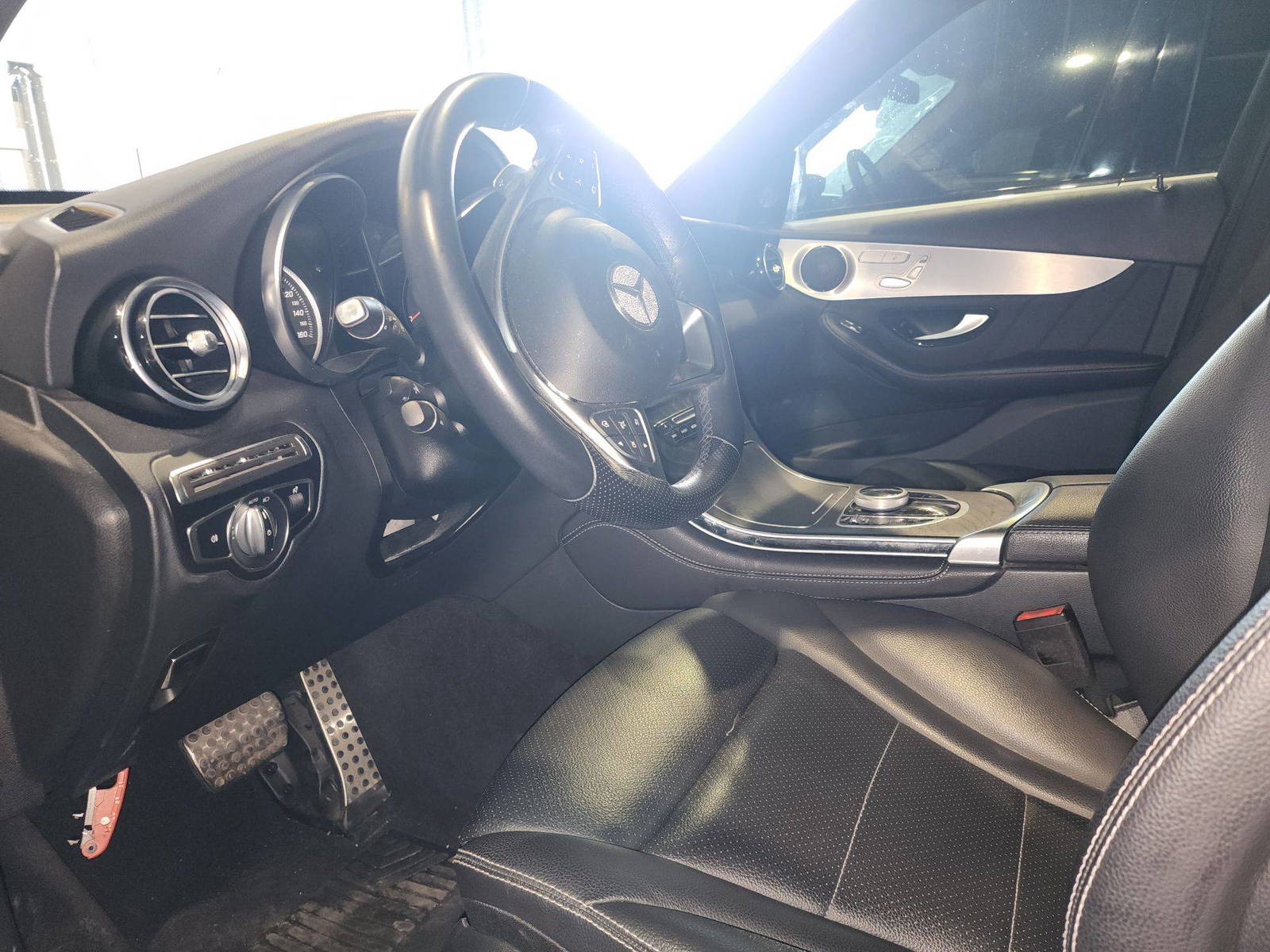 MERCEDES BENZ GLC-300 2019 - Marhaba Auction Used Cars - Image 9