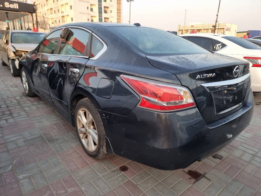 2015 NISSAN ALTIMA — 161867 Miles — Lot 125487 — Souq - Marhaba Auctions Used Cars - Image 5