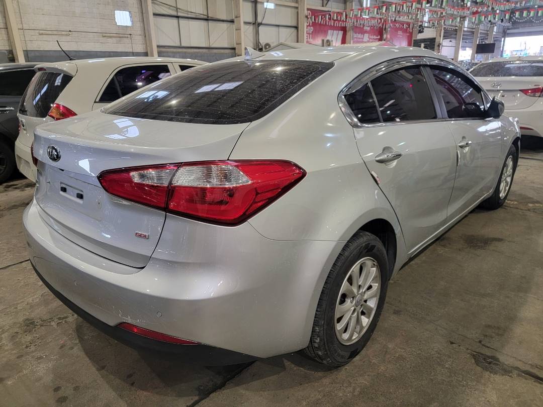 2013 KIA K3 — 150756 KM — Lot 103849 — Main - Marhaba Auctions Used Cars - Image 5